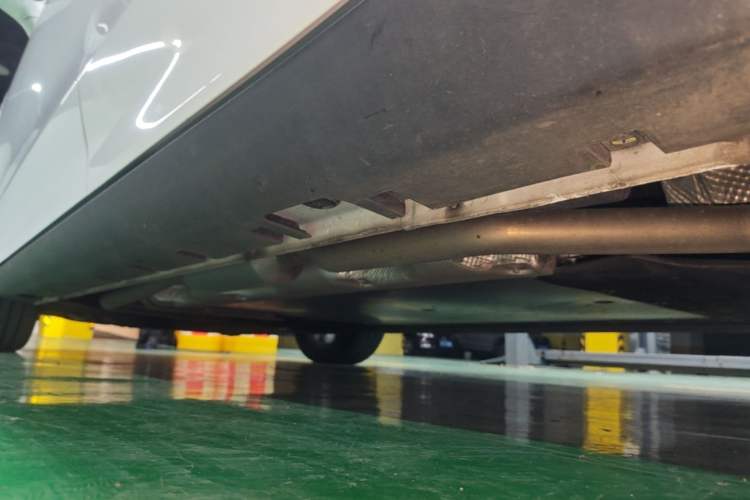 Used Roewe D7 2025 DMH 125km World Champion Edition Left Side Sill
