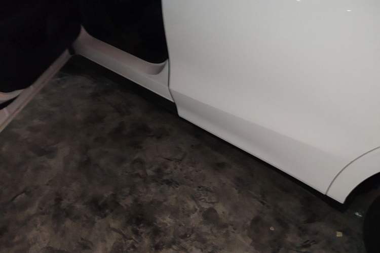 Used Roewe D7 2025 DMH 125km World Champion Edition Left Side Sill