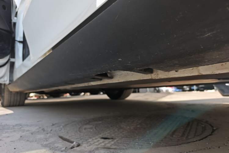 Used Roewe D7 2025 DMH 125km World Champion Edition Left Side Sill