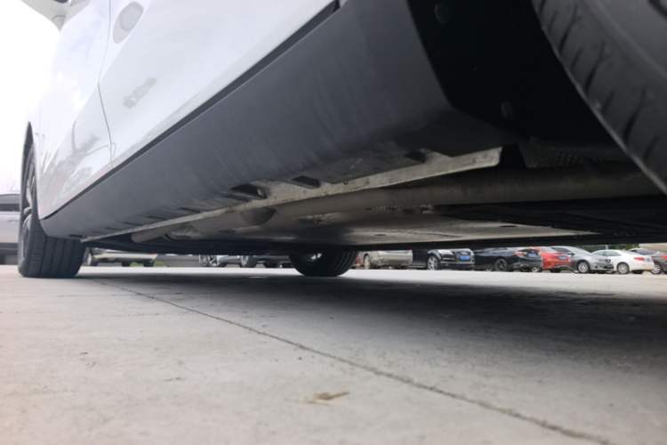 Used Roewe D7 2025 DMH 125km World Champion Edition Left Side Sill