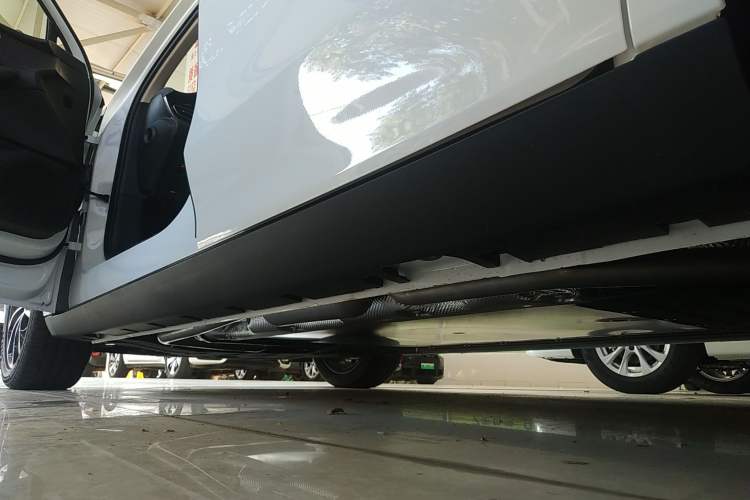 Used Roewe D7 2025 DMH 125km World Champion Edition Left Side Sill