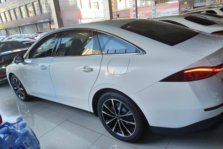 Used Roewe D7 2025 DMH 125km World Champion Excellence Edition Left Side