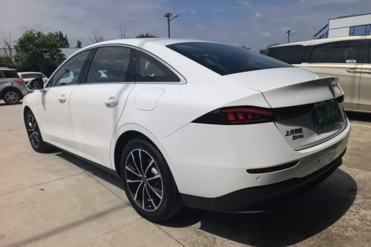 Used Roewe D7 2025 DMH 125km World Champion Edition Rear Left 45 Deg