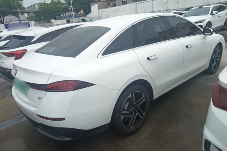 Used Roewe D7 2025 EV 510km Rear-Drive Navigation Edition Rear Right 45 Deg