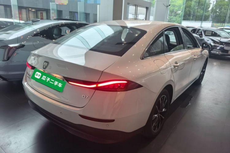 Used Roewe D7 2025 DMH 125km World Champion Edition Rear Right 45 Deg