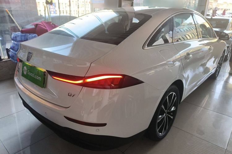 Used Roewe D7 2025 DMH 125km World Champion Excellence Edition Rear Right 45 Deg