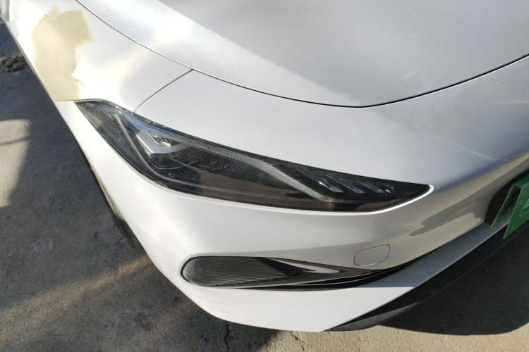 Used Roewe D7 2025 DMH 125km World Champion Excellence Edition Right Front Headlight