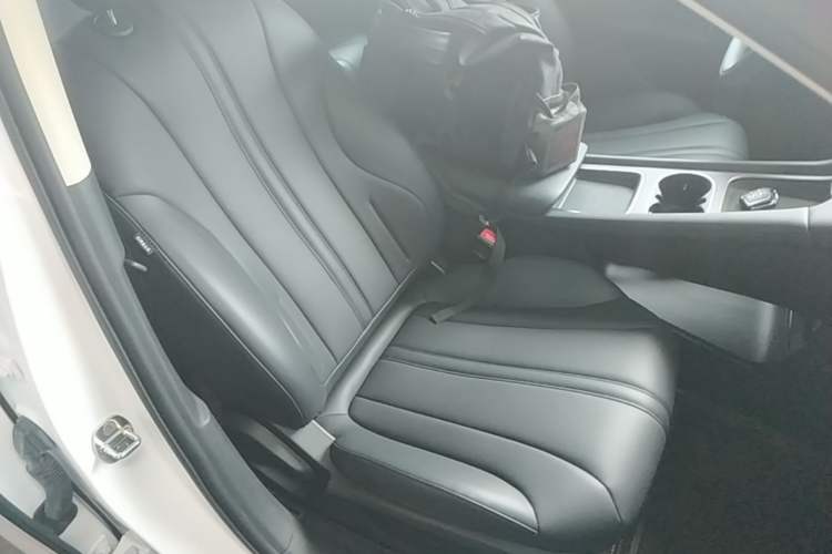 Used Roewe D7 2025 DMH 125km World Champion Edition Right Front Seat
