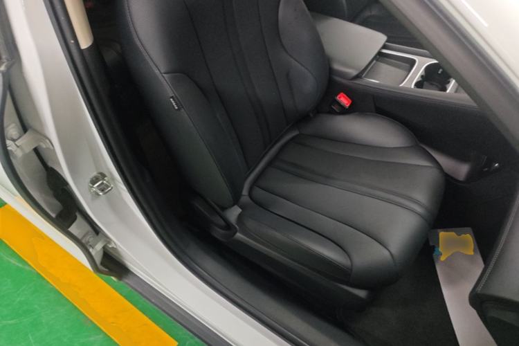 Used Roewe D7 2025 DMH 125km World Champion Edition Right Front Seat