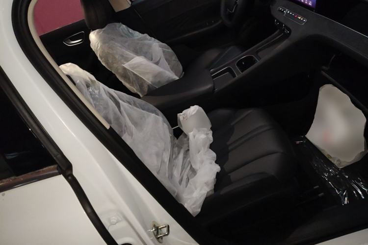 Used Roewe D7 2025 DMH 125km World Champion Excellence Edition Right Front Seat