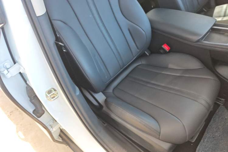 Used Roewe D7 2025 DMH 125km World Champion Edition Right Front Seat