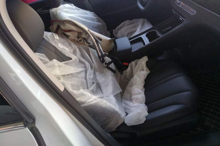 Used Roewe D7 2025 DMH 125km World Champion Excellence Edition Right Front Seat