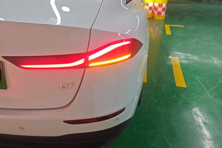 Used Roewe D7 2025 DMH 125km World Champion Edition Right Rear Taillight