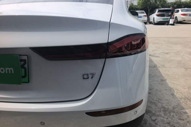 Used Roewe D7 2025 DMH 125km World Champion Edition Right Rear Taillight