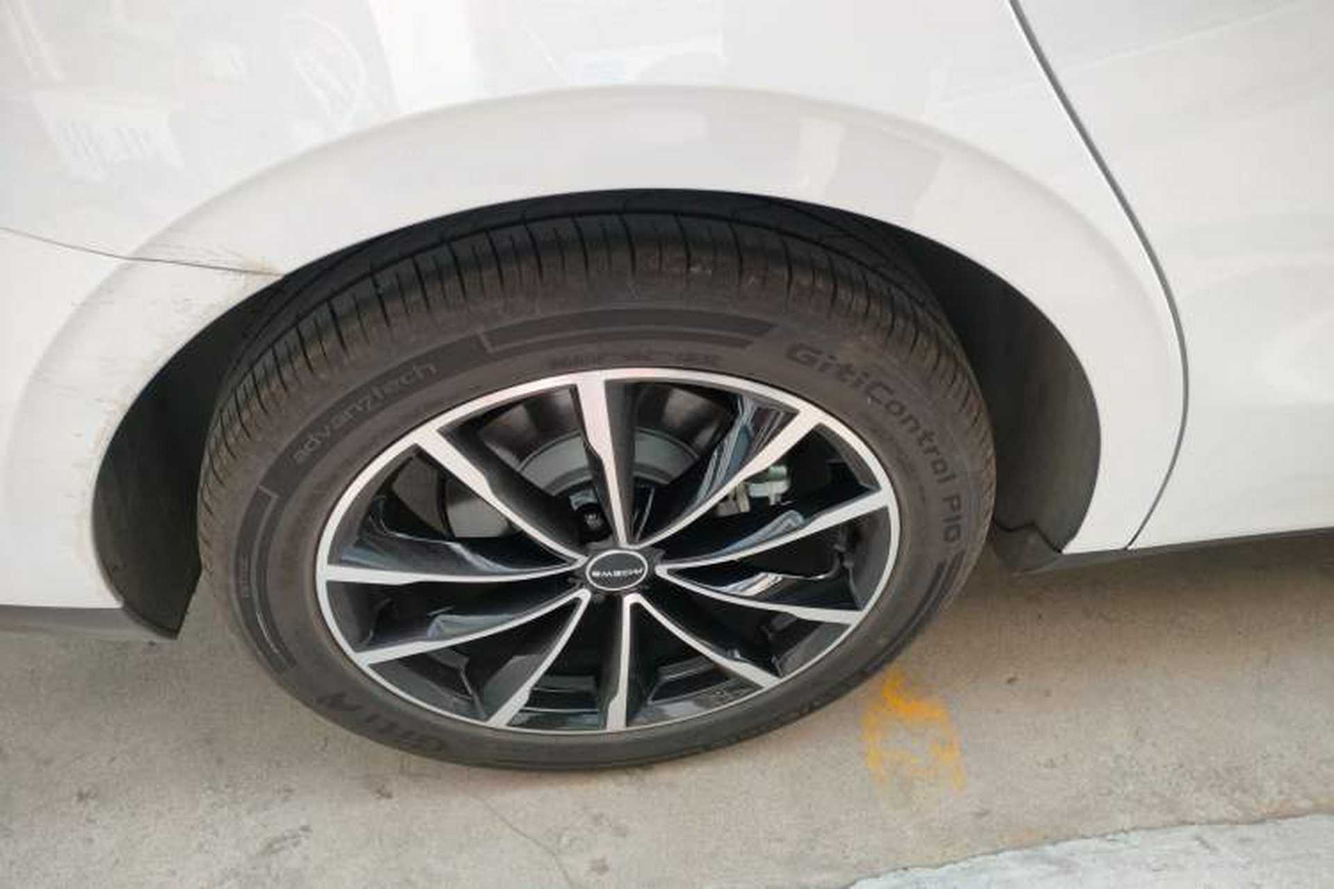 Used Roewe D7 2025 DMH 125km World Champion Edition Right Rear Wheel Hub