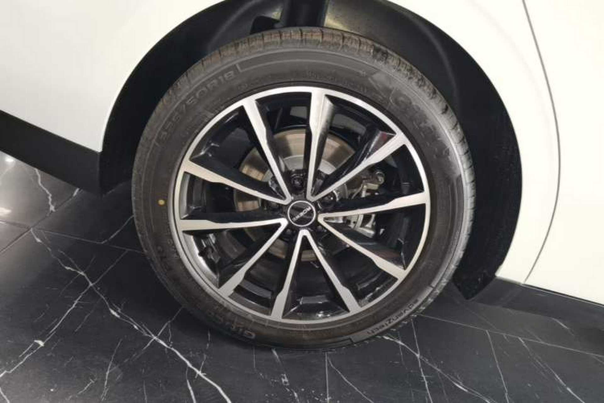 Used Roewe D7 2025 DMH 125km World Champion Edition Right Rear Wheel Hub