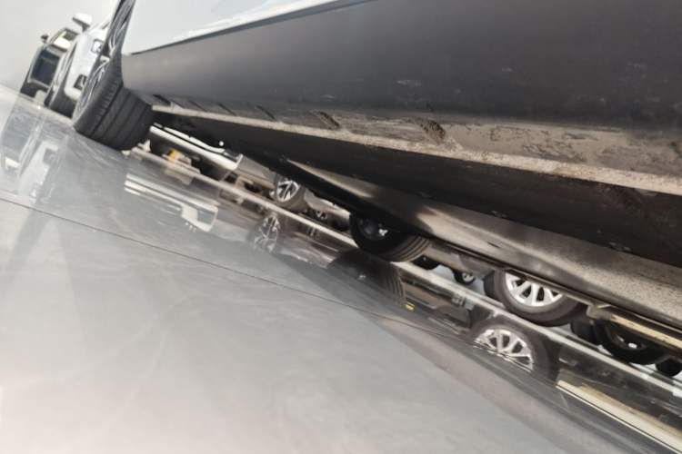 Used Roewe D7 2025 DMH 125km World Champion Edition Right Side Sill