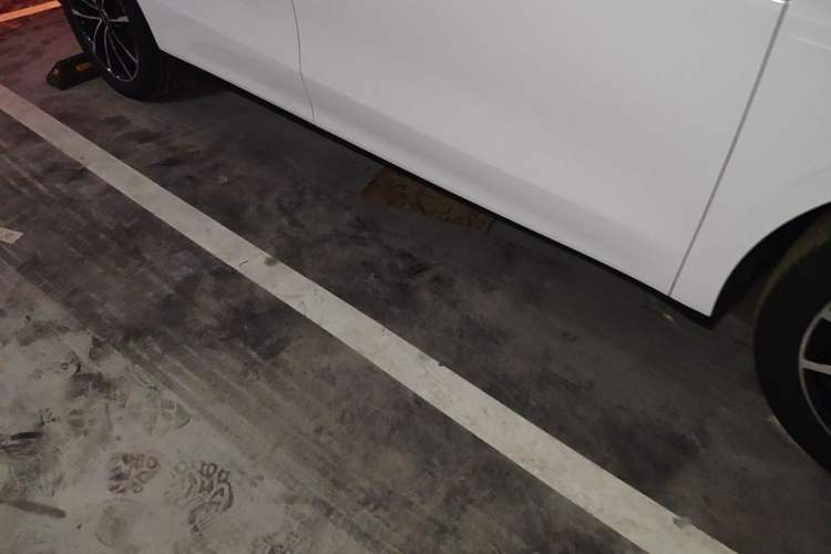 Used Roewe D7 2025 DMH 125km World Champion Edition Right Side Sill