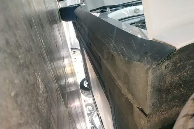Used Roewe D7 2025 DMH 125km World Champion Edition Right Side Sill