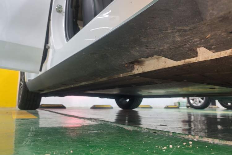 Used Roewe D7 2025 DMH 125km World Champion Edition Right Side Sill