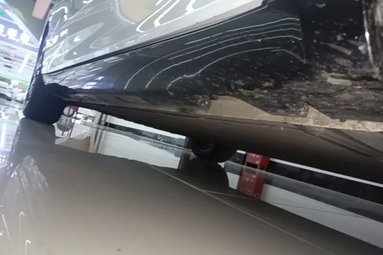 Used Roewe D7 2025 EV 510km Rear-Drive Navigation Edition Right Side Sill
