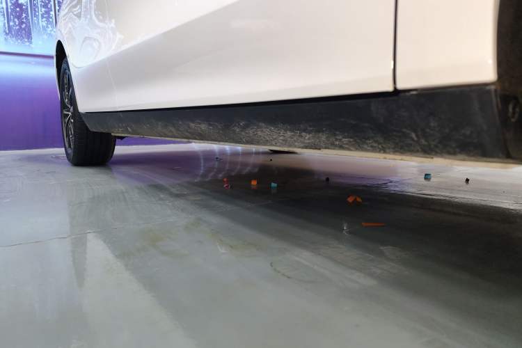 Used Roewe D7 2025 DMH 125km World Champion Excellence Edition Right Side Sill