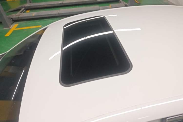 Used Roewe D7 2025 DMH 125km World Champion Edition Roof