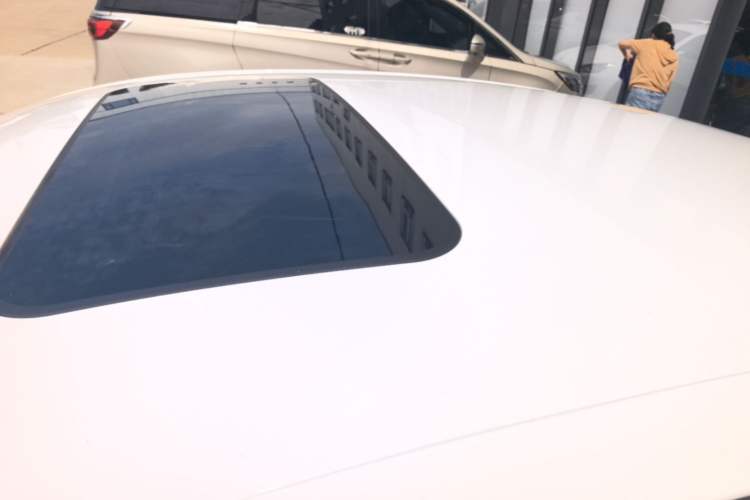 Used Roewe D7 2025 DMH 125km World Champion Edition Roof