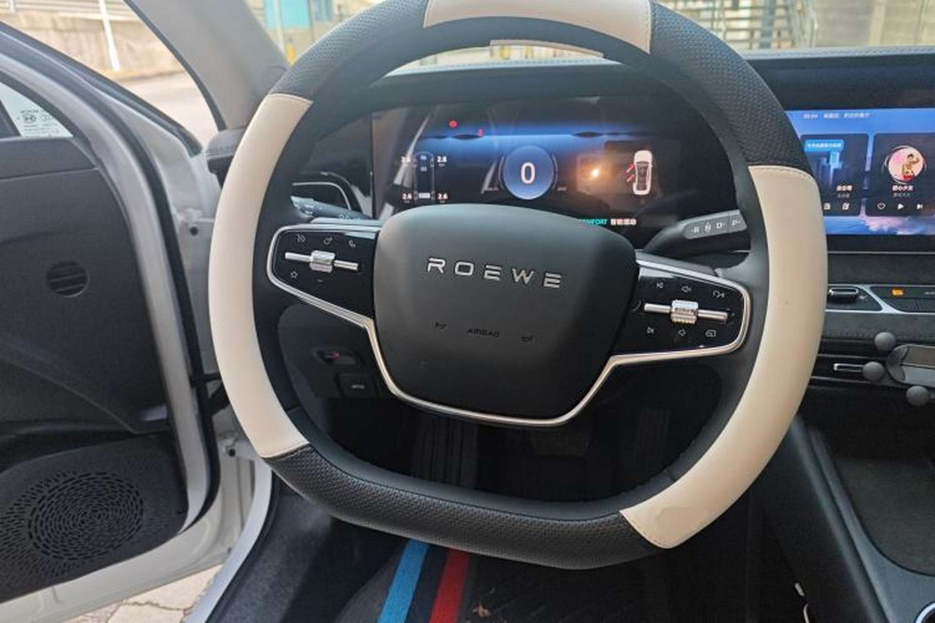 Used Roewe D7 2025 DMH 125km World Champion Excellence Edition Steering Wheel