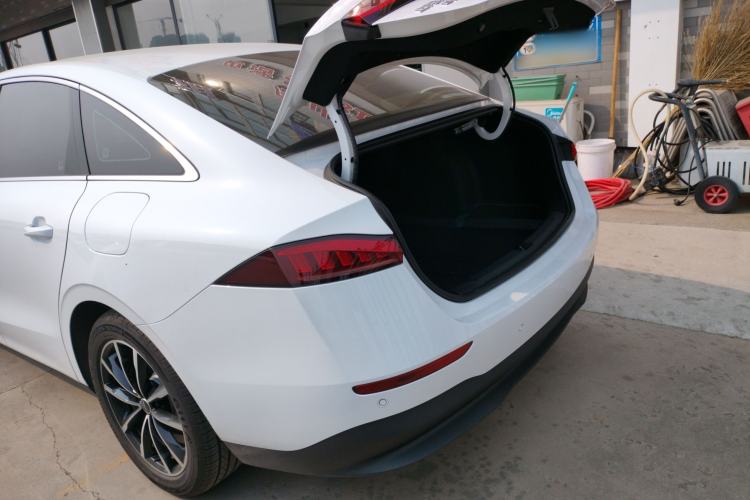 Used Roewe D7 2025 DMH 125km World Champion Edition Trunk