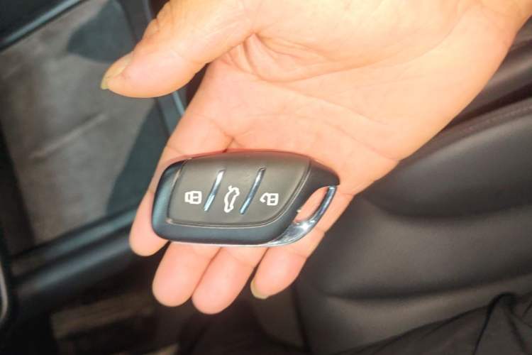 Used Roewe D7 2025 DMH 125km World Champion Edition Vehicle Key