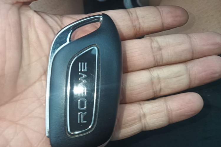 Used Roewe D7 2025 EV 510km Rear-Drive Navigation Edition Vehicle Key