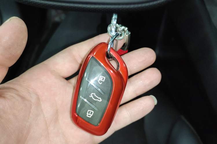 Used Roewe D7 2025 DMH 125km World Champion Edition Vehicle Key