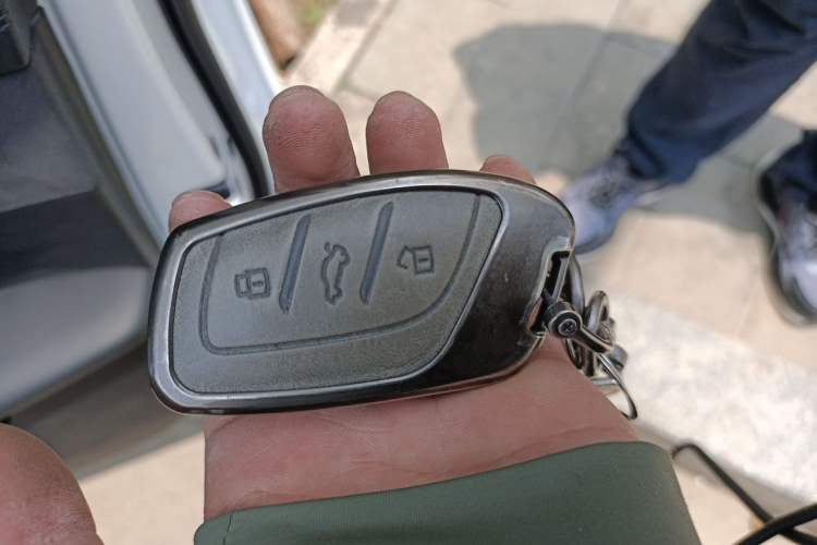 Used Roewe D7 2025 DMH 125km World Champion Excellence Edition Vehicle Key