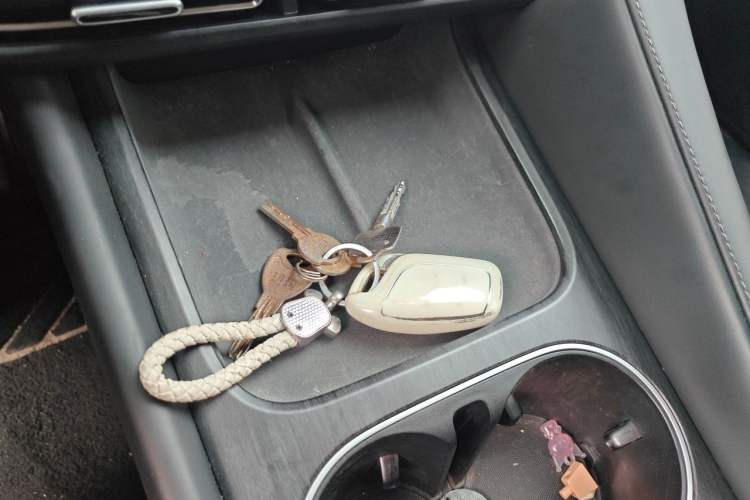 Used Roewe D7 2025 DMH 125km World Champion Edition Vehicle Key