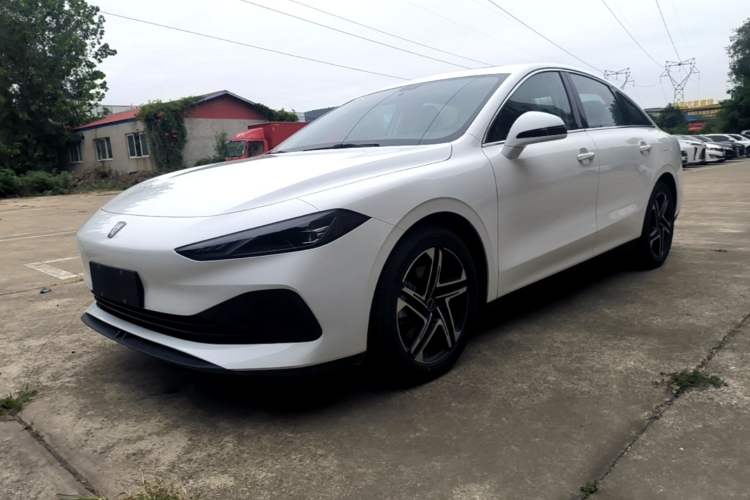 Roewe D7 2025 DMH 125km World Champion Edition
