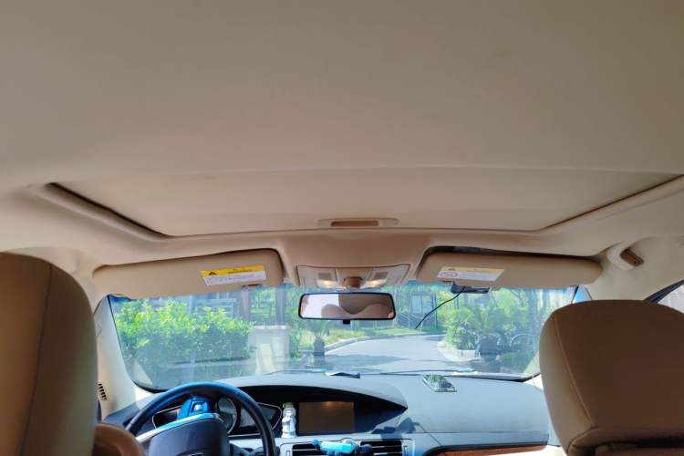 Used Roewe e550 2014 Flagship Edition Headliner