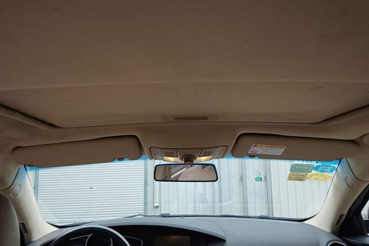 Used Roewe e550 2014 Flagship Edition Headliner