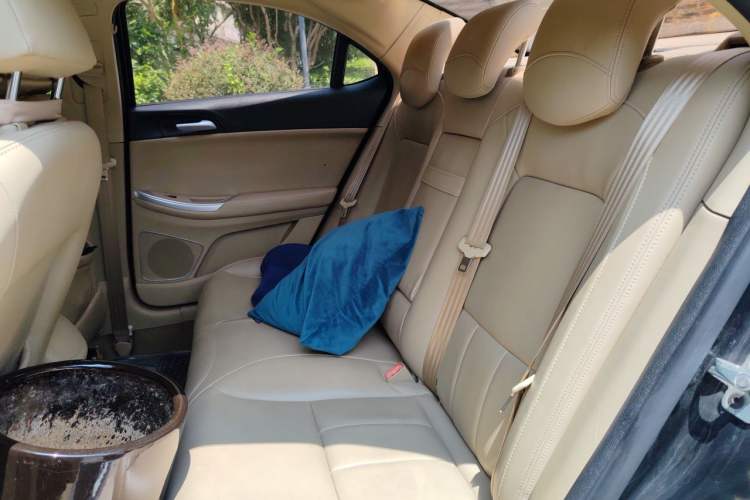Used Roewe e550 2014 Flagship Edition Left Rear Seat