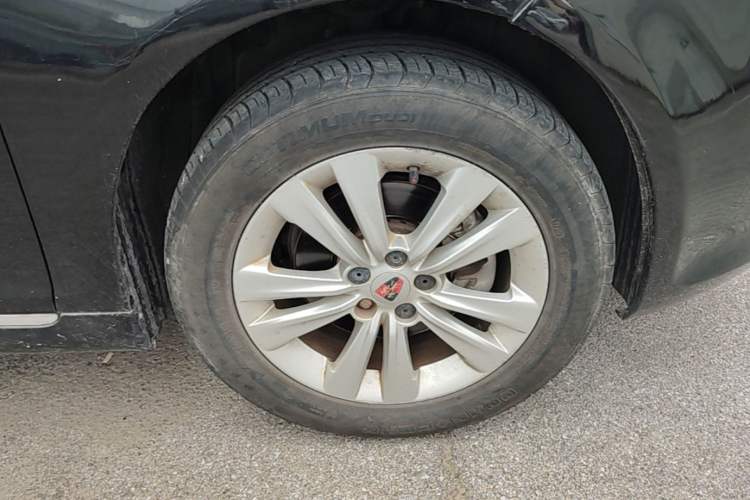 Used Roewe e550 2014 Flagship Edition Right Front Wheel Hub