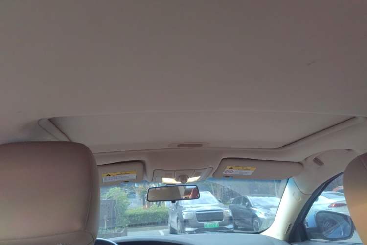Used Roewe e550 2014 Flagship Edition Headliner