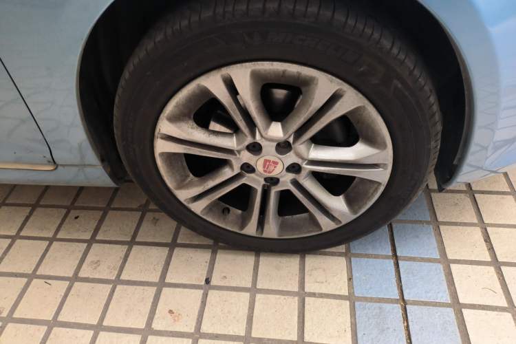 Used Roewe e550 2014 Flagship Edition Right Front Wheel Hub