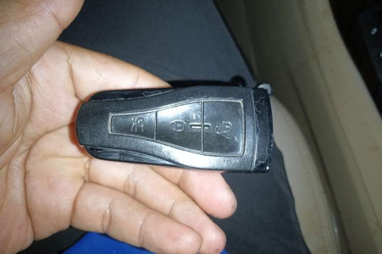 Used Roewe e550 2014 Flagship Edition Vehicle Key