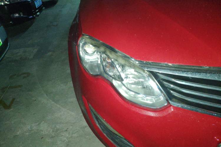 Used Roewe e550 2014 Flagship Edition Right Front Headlight