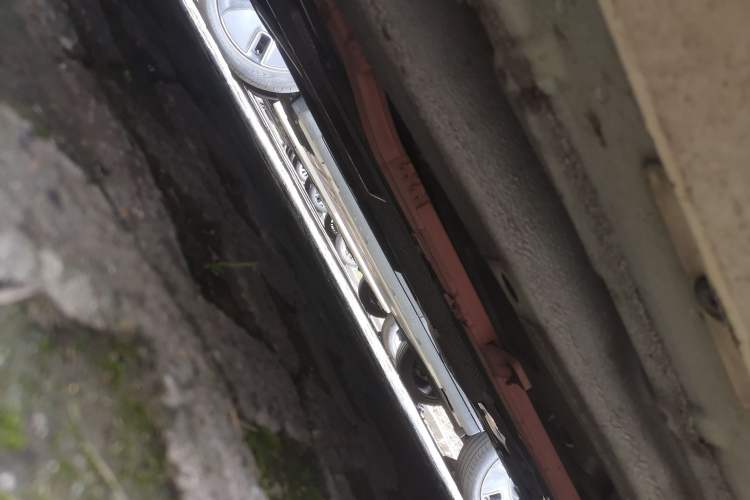 Used Roewe e550 2014 Flagship Edition Chassis Front Left