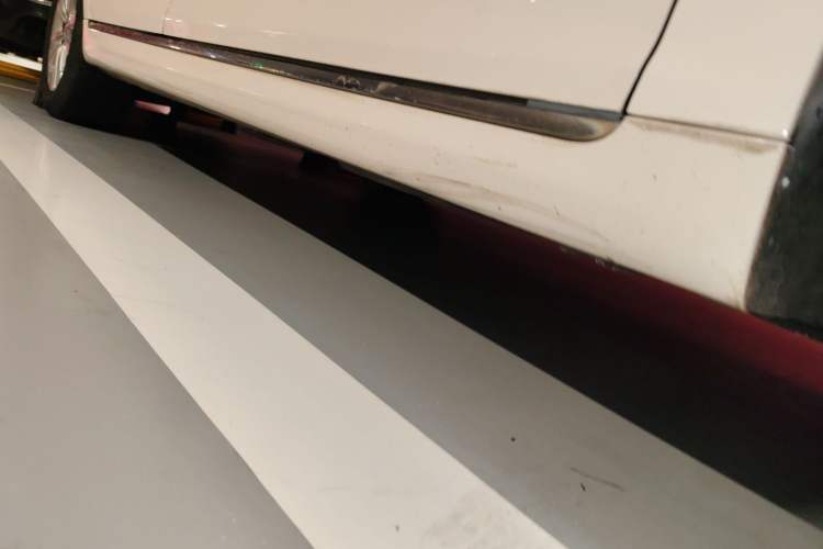 Used Roewe e550 2014 Flagship Edition Chassis Front Right