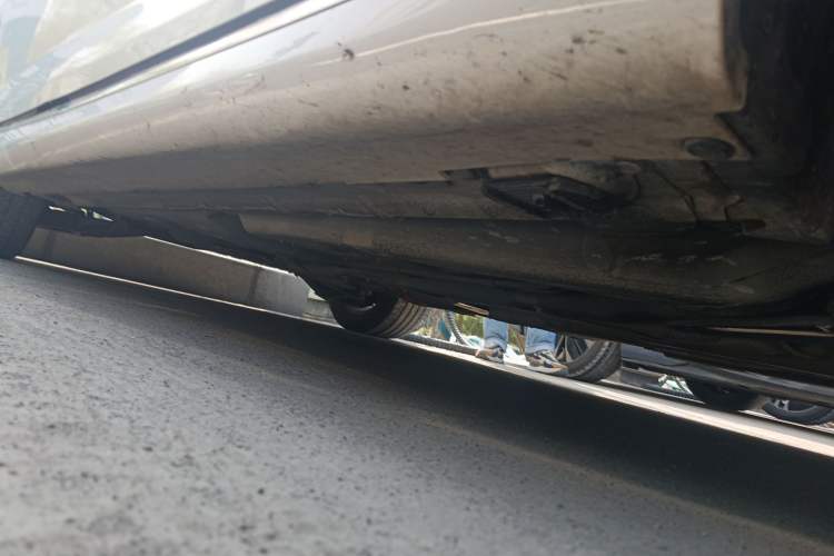 Used Roewe e550 2014 Flagship Edition Chassis Front Right