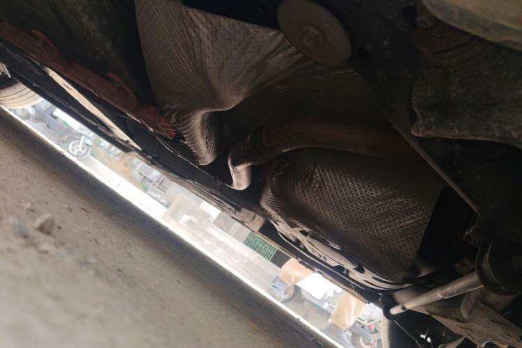 Used Roewe e550 2014 Flagship Edition Chassis Rear Left