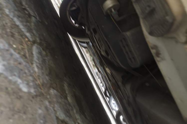 Used Roewe e550 2014 Flagship Edition Chassis Rear Right
