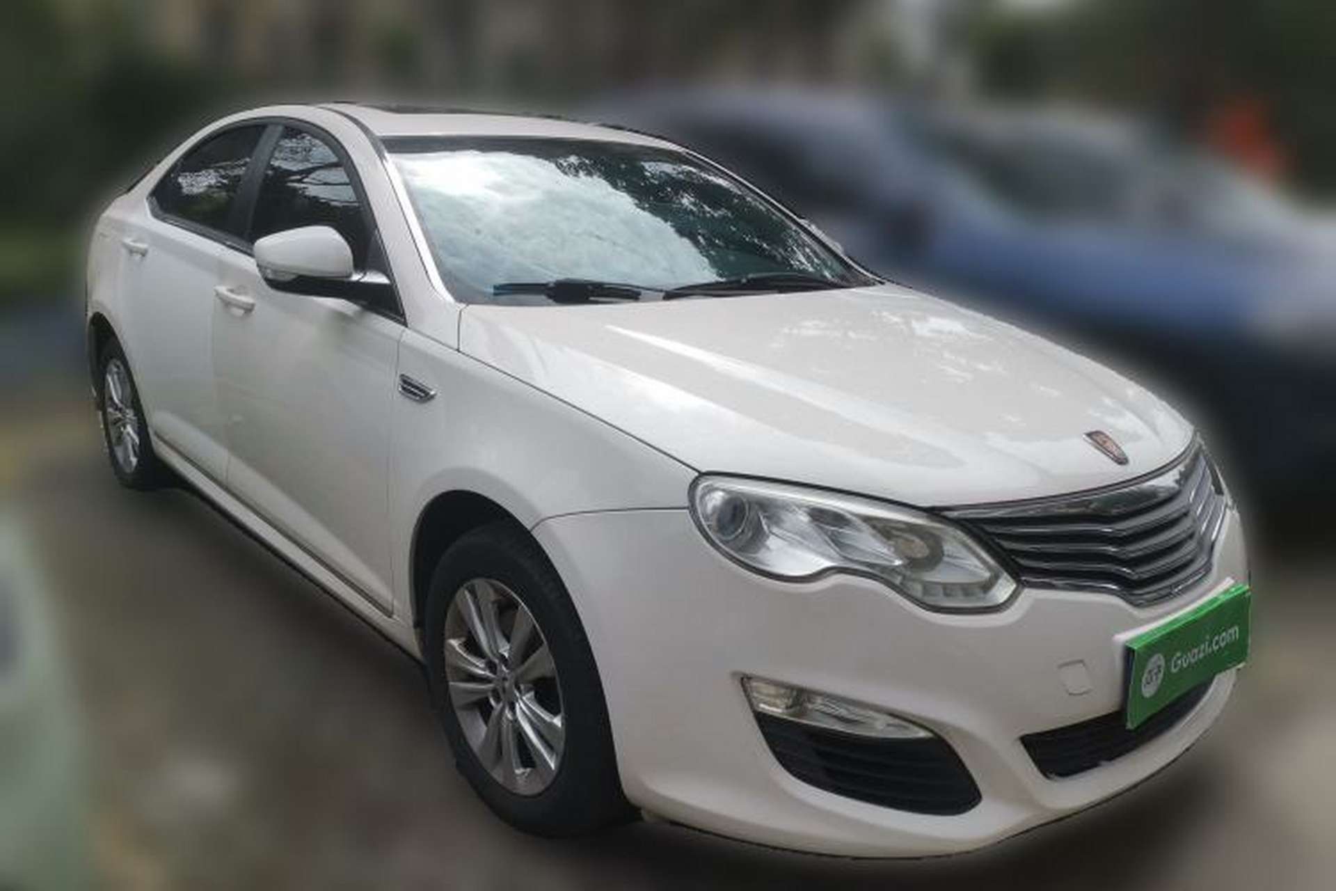 Used Roewe e550 2014 Flagship Edition Front Right 45 Deg